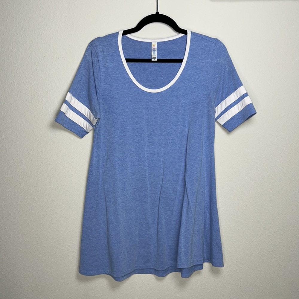 •LuLaRoe• Perfect Tee